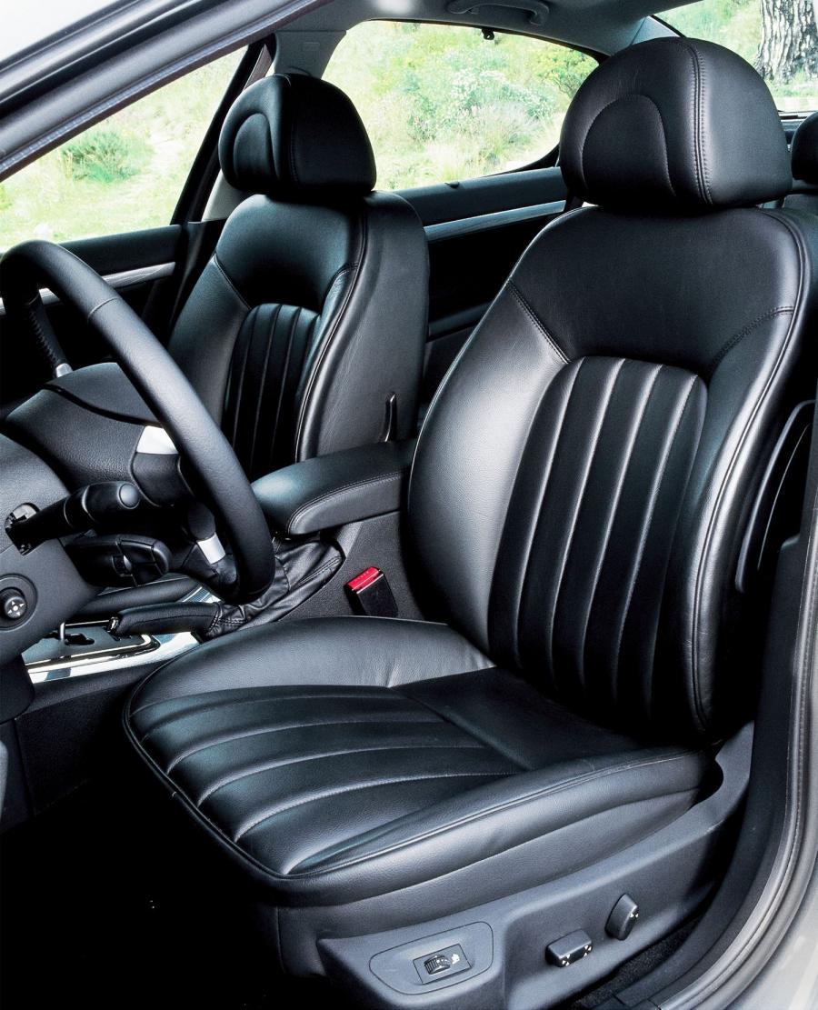 Peugeot 407 2005 года  (фото 31 из 81)